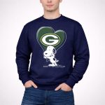 Snoopy Hugging Heart with Green Bay Packers 3 Sweatshirt