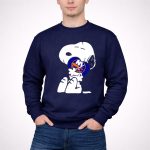 Snoopy Hugging New York Islanders Hockey 3 Sweatshirt.jpg