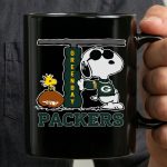 Snoopy Joe Cool And Woodstock The Green Bay Packers 3 mug.jpg