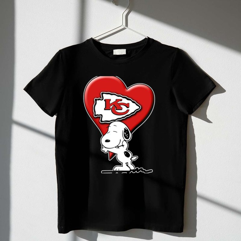 Snoopy Kansas City Chiefs Heart 1 T Shirt