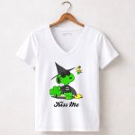 Snoopy Kiss Me 100 Irish St Patricks Day Wizard Woodstock 5 Womens V Neck