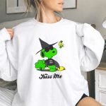 Snoopy Kiss Me 100 Irish St Patricks Day Wizard Woodstock 9 Sweatshirt