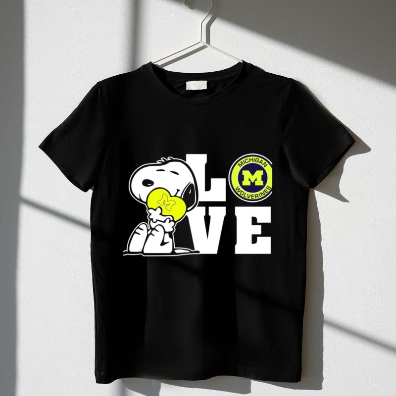 Snoopy Love Michigan Wolverines Peanuts Football 1 T Shirt.jpg