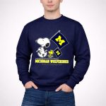 Snoopy Michigan Wolverines Road To Oklahoma City flag 3 Sweatshirt.jpg