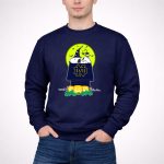 Snoopy Notre Dame Fighting Irish Halloween Moon Pumpkins 3 Sweatshirt.jpg
