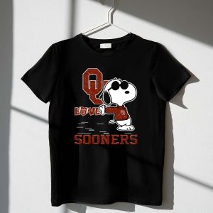 Snoopy OU Love Oklahoma Sooners 1 T Shirt.jpg