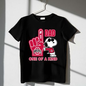 Snoopy Ohio State Buckeyes 1 Dad One Of A Kind 1 T Shirt.jpg
