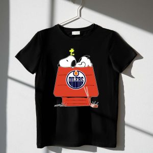 Snoopy On Doghouse With Edmonton Oilers Logo And Hockey Stick 1 T Shirt.jpg