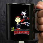 Snoopy Patriots Football New England Peanuts Characters 3 mug.jpg