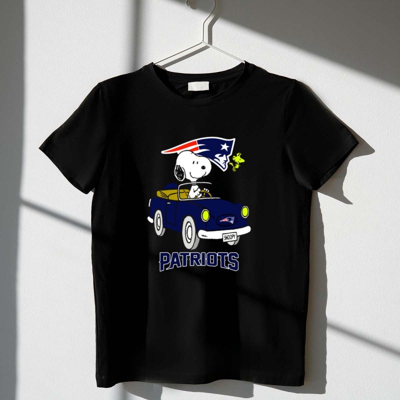Snoopy Patriots Ride With Woodstock Football Car 1 T Shirt