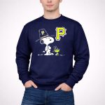Snoopy Pittsburgh Pirates Thanksgiving Hat Peanuts 3 Sweatshirt.jpg