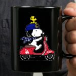 Snoopy Riding Vespa Los Angeles Dodgers Mascot with Woodstock 3 mug 1.jpg