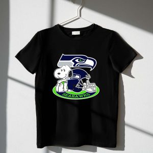 Snoopy Seattle Seahawks Helmet 1 T Shirt