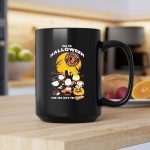 Snoopy The Halloween Of Baltimore Orioles Fan With Love 2 mug.jpg
