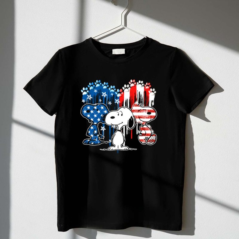 Snoopy Trio American Flag Stars Stripes Footprints 1 T Shirt