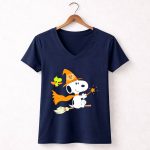 Snoopy Witch Chicago Bears Halloween Flying Broomstick Woodstock 5 Womens V Neck