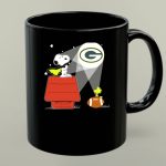 Snoopy Woodstock Green Bay Packers Football Bat Signal 1 mug.jpg