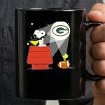 Snoopy Woodstock Green Bay Packers Football Bat Signal 3 mug.jpg