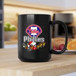 Snoopy adn Woodstocks Santa Christmas Philadelphia Phillies 2 mug.jpg