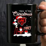 Snoopy and Charlie Brown Chicago Bears This Is My Christmas 3 mug.jpg