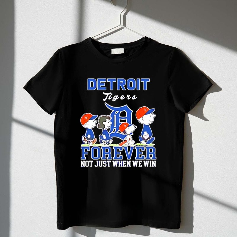 Snoopy And Charlie Brown Detroit Tigers Baseball Forever Not Just When We Win 1 T Shirt.jpg