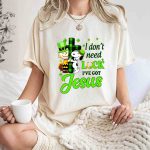 Snoopy and Charlie Brown I Dont Need Lucky Ive Got Jesus T Shirt 7