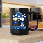 Snoopy and Charlie Los Angeles Dodgers Champions 2 mug 1.jpg