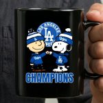 Snoopy and Charlie Los Angeles Dodgers Champions 3 mug 1.jpg