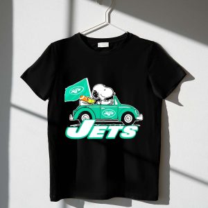 Snoopy and Woodstock Driving New York Jets Car with Flag 1 T Shirt