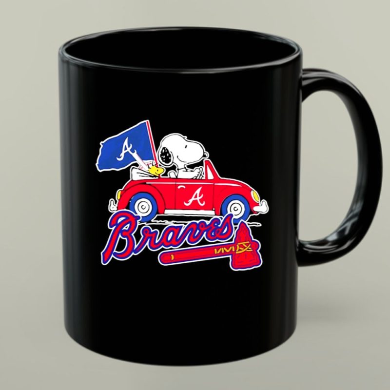 Snoopy And Woodstock Driving Car Atlanta Braves 1 Mug.jpg
