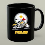 Snoopy and Woodstock driving motorbike Pittsburgh Steelers 1 mug.jpg