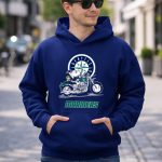 Snoopy and Woodstock driving motorbike Seattle Mariners 8 Hoodie.jpg