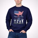 Snoopy and friends Detroit Tigers Happy 4th Of July 3 Sweatshirt.jpg