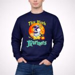 Snoopy this witch loves the Seattle Mariners halloween 3 Sweatshirt.jpg