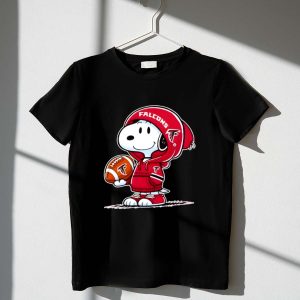 Snoopy wears Atlanta Falcons 1 T Shirt