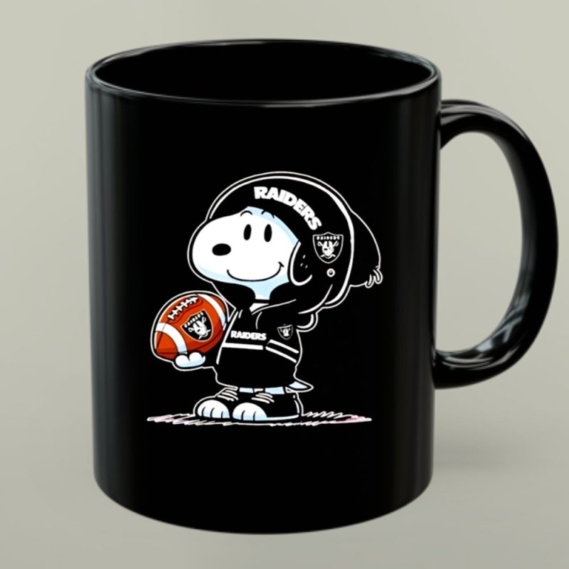 Snoopy Wears Las Vegas Raiders Football 1 Mug.jpg