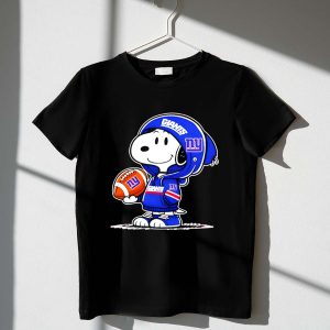 Snoopy Wears New York Giants Football Shirt