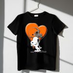 Snp CLEVELAND BROWNS Snoopy Hugging Heart Football Helmet 1 T Shirt