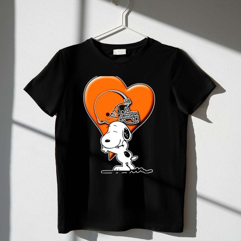 Snp Cleveland Browns Snoopy Hugging Heart Football Helmet 1 T Shirt