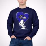 Snp V1 Baltimore Ravens Heart And Snoopy Hug 3 Sweatshirt