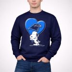 Snp V1 Carolina Panthers Love Snoopy Hugging Blue Heart 3 Sweatshirt
