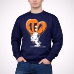 Snp V1 Cincinnati Bengals Snoopy Heart 3 Sweatshirt