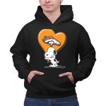 Snp V1 Denver Broncos Snoopy Hugging Heart 2 Hoodie