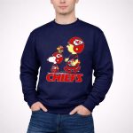 Snpfootball Kansas City Chiefs Snoopy Woodstock Helmet Charlie Brown 3 Sweatshirt