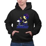 Snpfootball New York Giants Snoopy And Peanuts Characters With Helmets 2 Hoodie