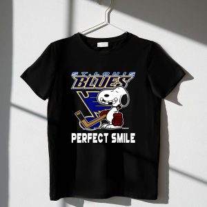St Louis Blues Snoopy Perfect Smile 1 T Shirt.jpg