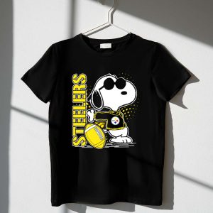 Steelers Snoopy Football Team 1 T Shirt
