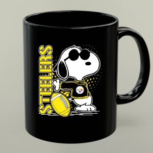 Steelers Snoopy Football Team 1 mug.jpg