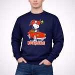 Tampa Bay Buccaneers Snoopy Driving Peanuts Woodstock Car Football Fan 3 Sweatshirt