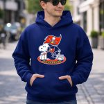Tampa Bay Buccaneers Snoopy Helmet And Flag 8 Hoodie